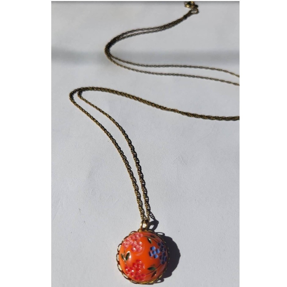 Vintage Art Glass Orange Floral Round Pendant Necklace Vintage Brass Chain - Picture 8 of 8